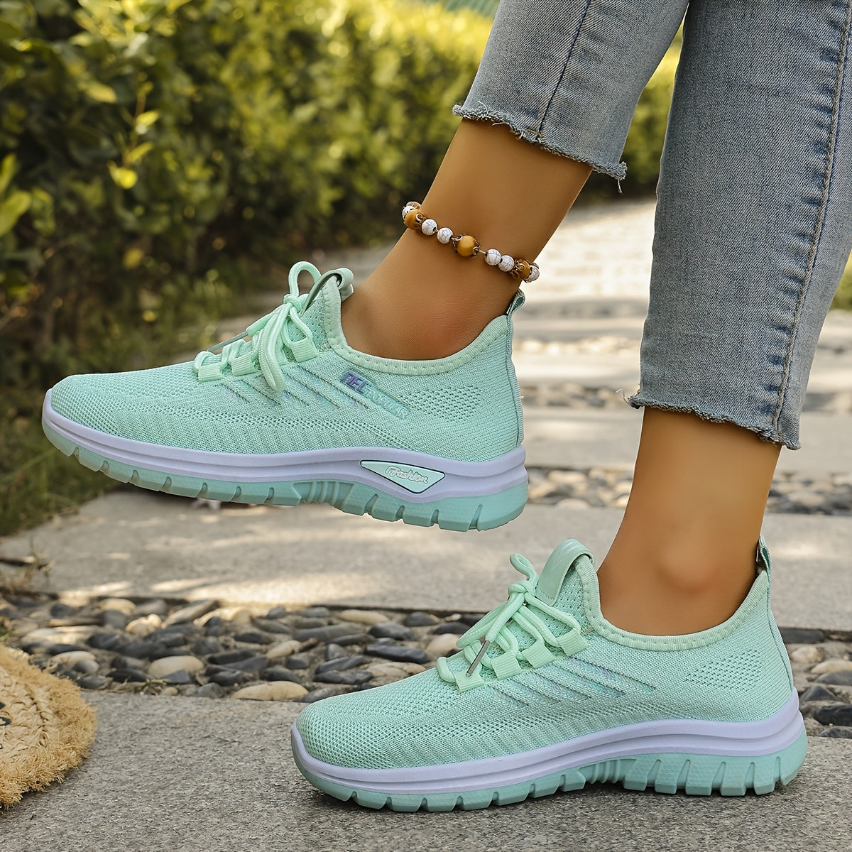 Celeste – Zapatilla Elegante