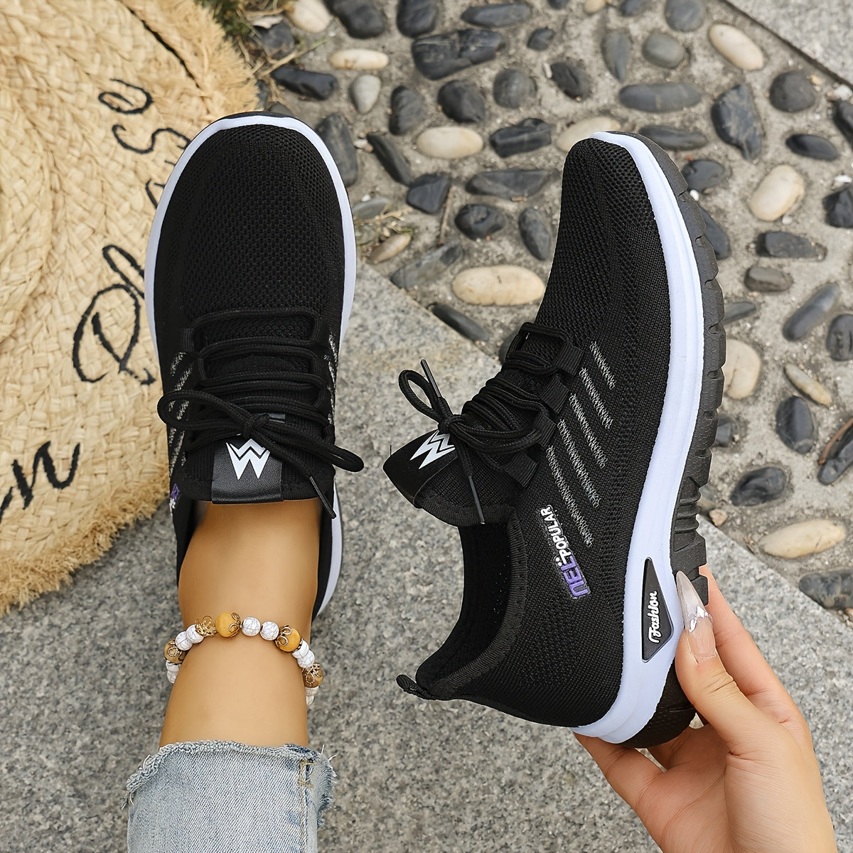 Celeste – Zapatilla Elegante