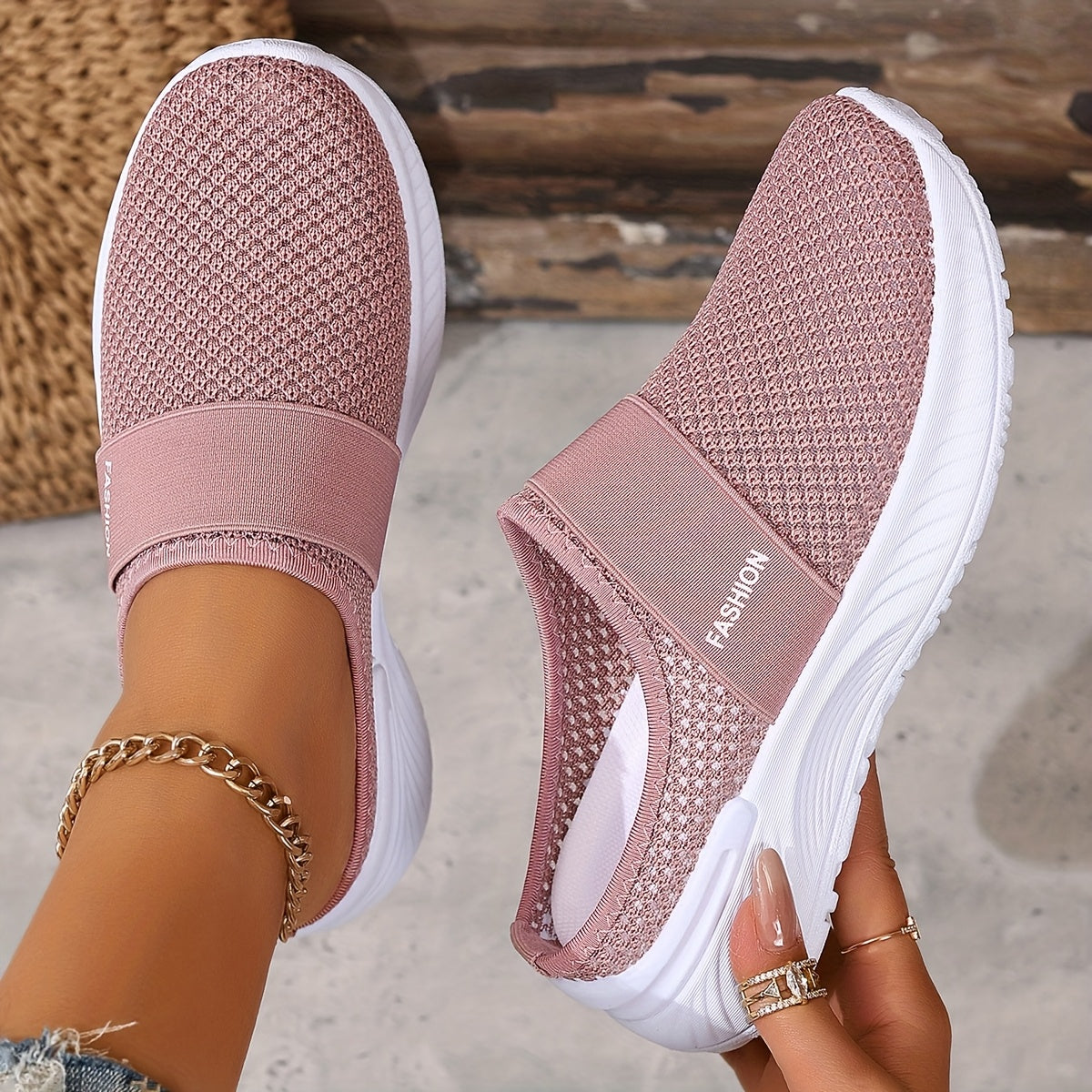 Zaira – Zapatilla Elegante