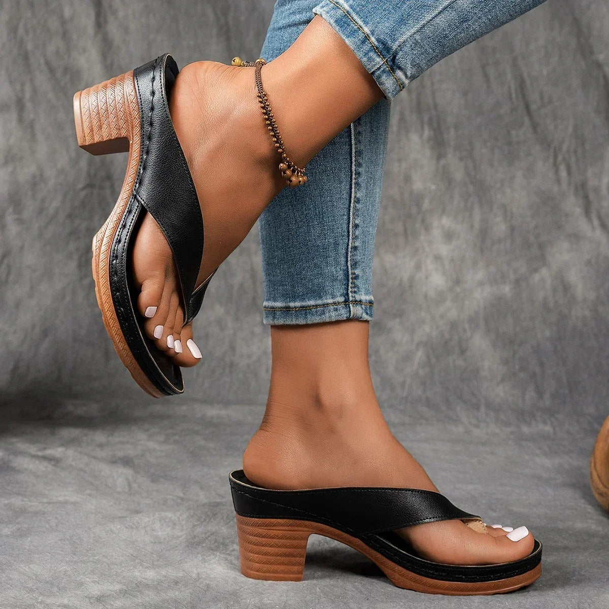 Ariadna – Sandalia Elegante