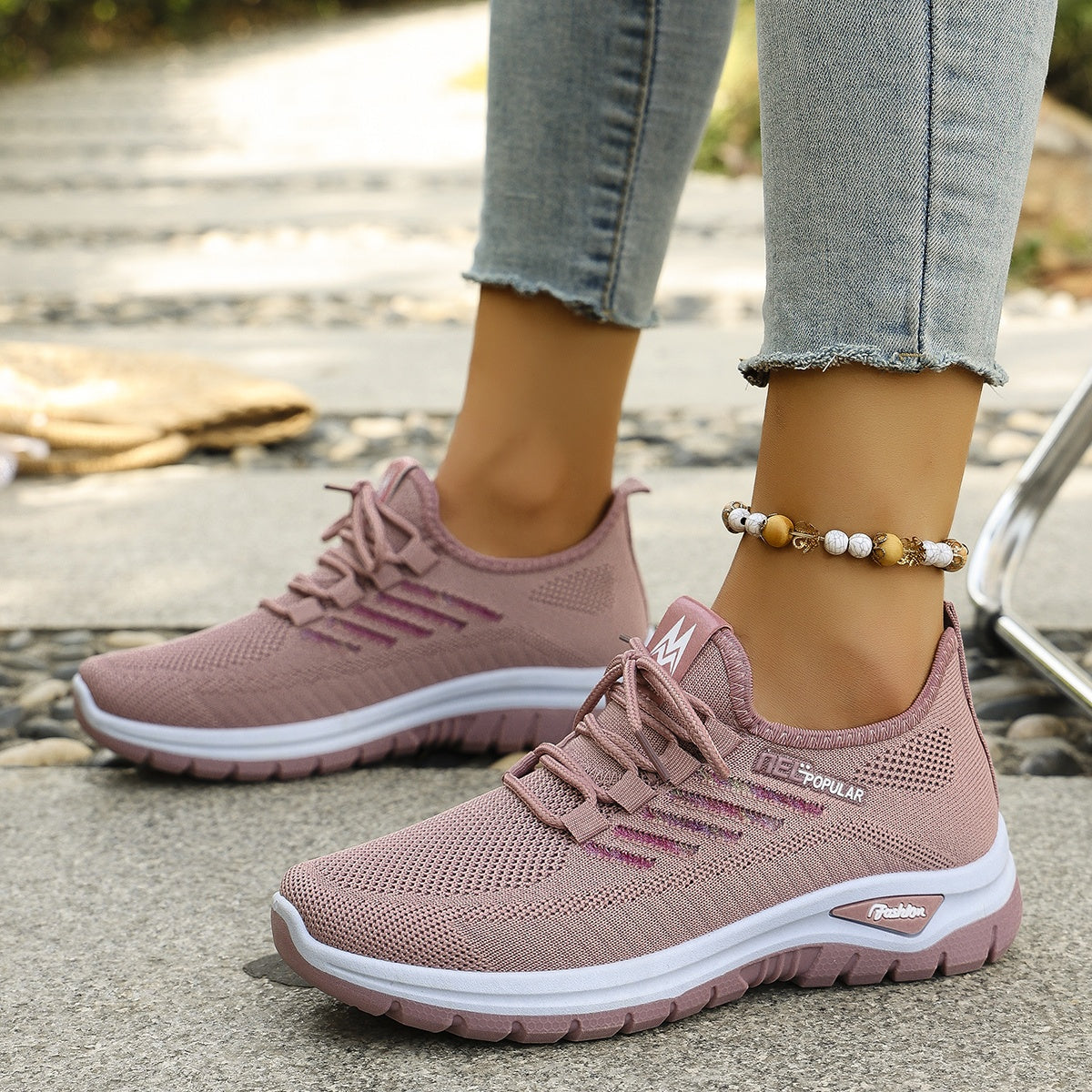 Celeste – Zapatilla Elegante