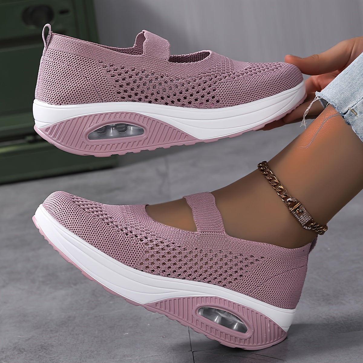 Isidora – Zapatilla Elegante