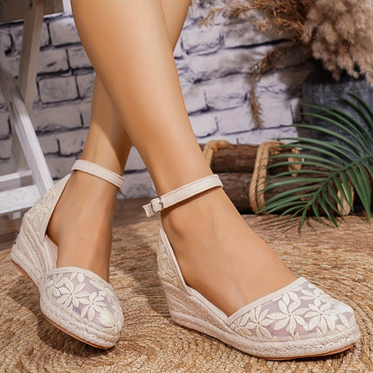 Ariadna – Sandalia Elegante